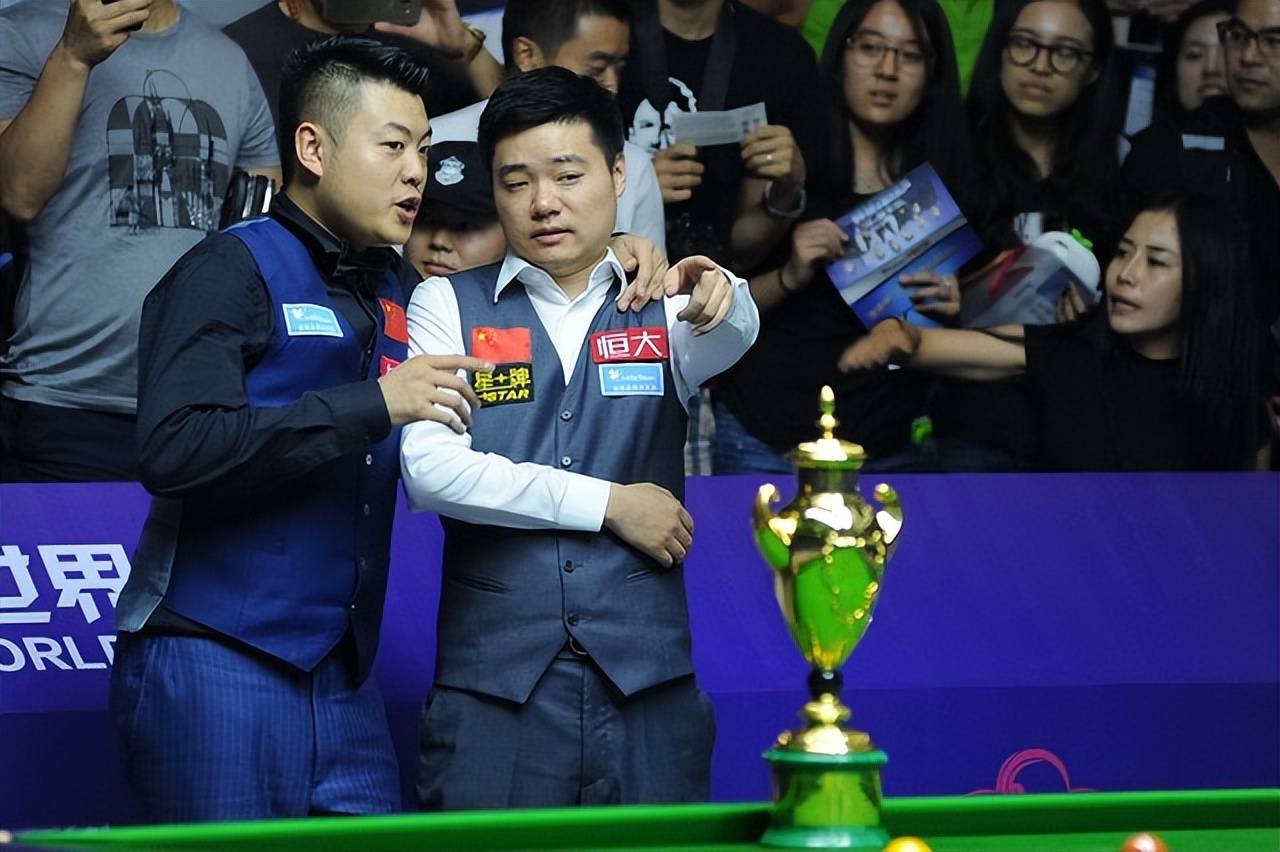 爱游戏-恒大回归首秀大放异彩，丁俊晖主场球迷高呼名字的简单介绍