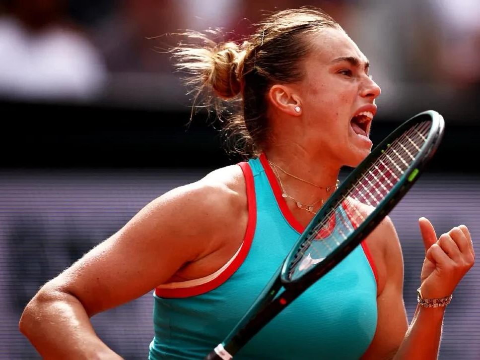 赛地聚焦：法国杯赛后热度飙升，曼联止住颓势，震撼外界，更衣室氛围转暖的简单介绍